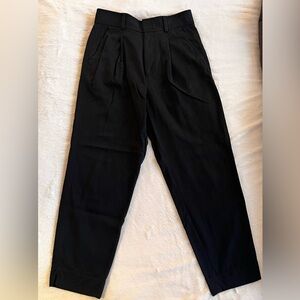 Everlane Women’s High-waist Classic Black Dress Pants